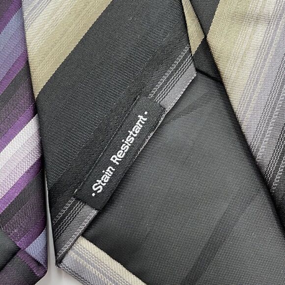 Bundle of three striped van heusen neckties - Picture 7 of 8